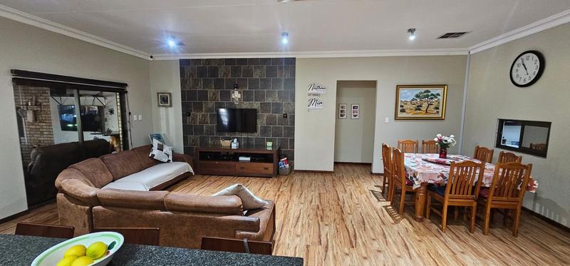 4 Bedroom Property for Sale in Kathu Northern Cape